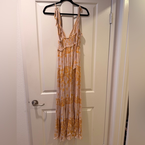 Free People Intimately Lets Smock About It Maxi Dress Medium Boho
Lagenlook - Picture 7 of 7